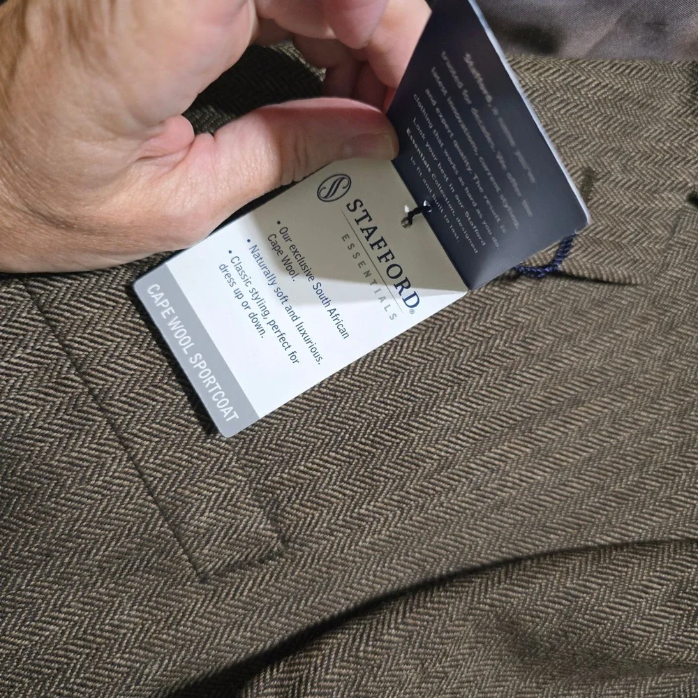 Stafford Sportcoat Mens 44R Brown Herringbone Cape Wool Classic Fit Blazer